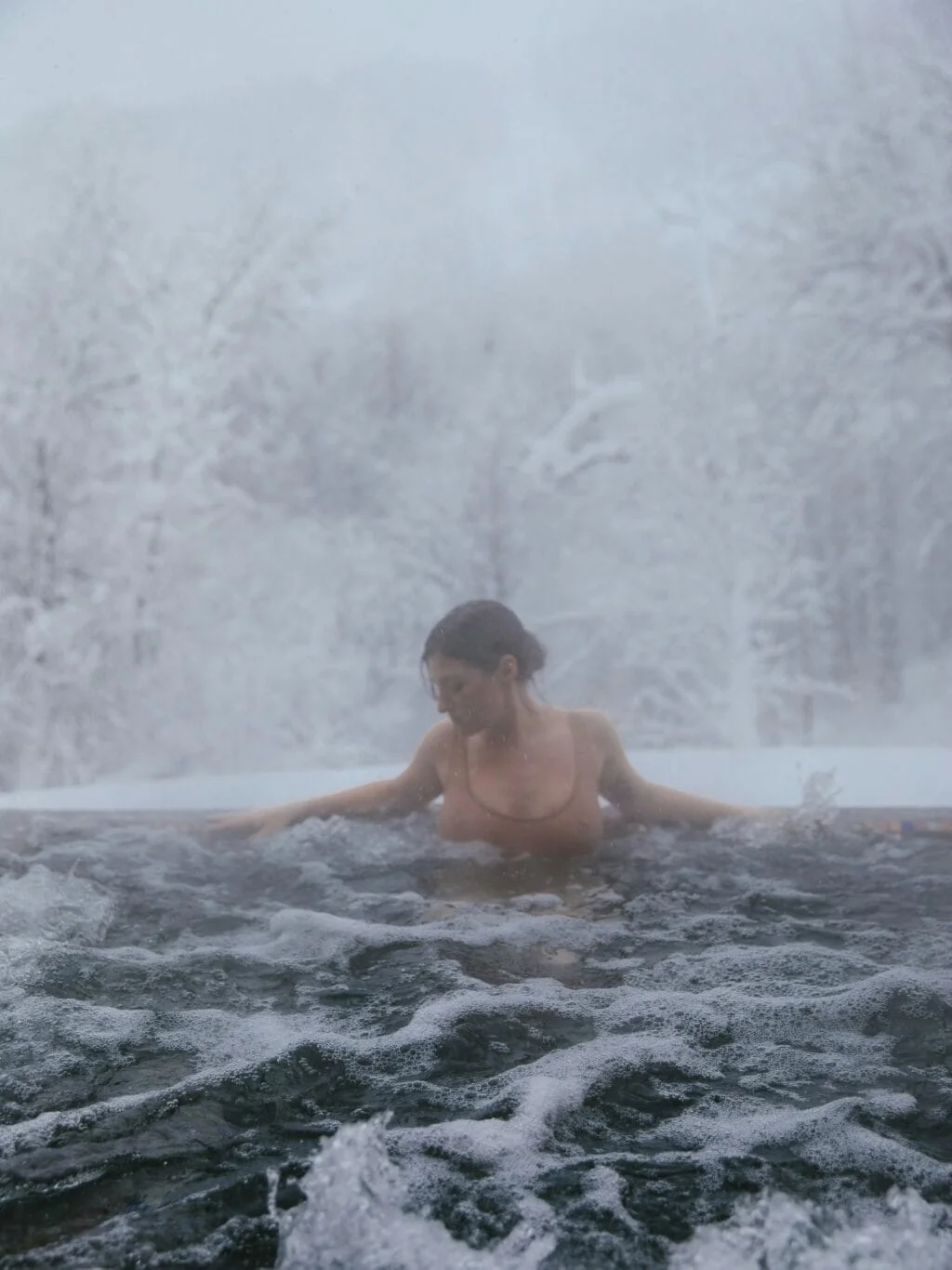 The Japanese Yukimi Onsen: Bathing in Snow for Warmth and Wellness